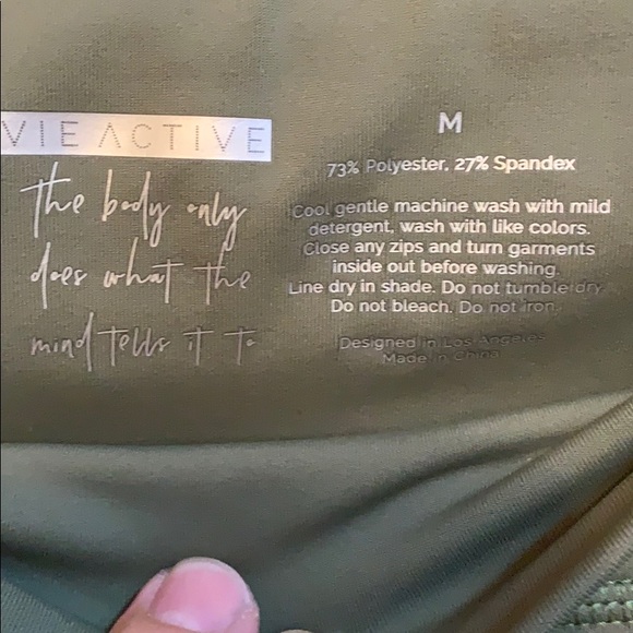 Vie Active Ultra-Flow Yoga Leggings - Picture 6 of 6